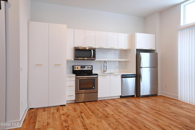 308 Excelsior Ave Unit 505