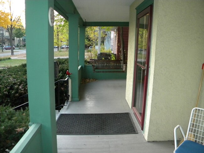 Photo - 817 7th St SE