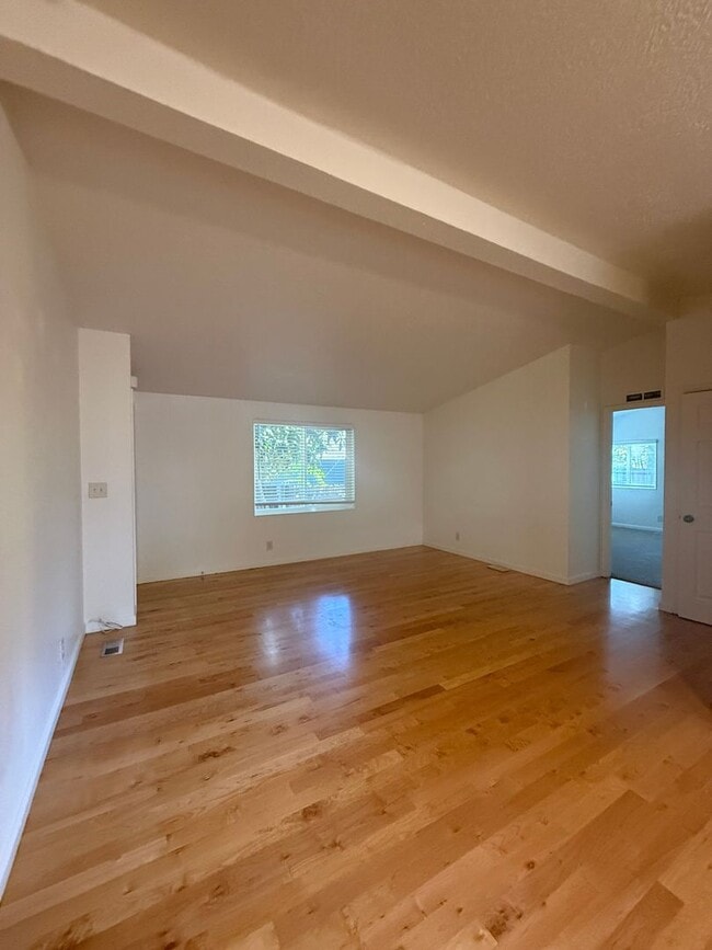 Photo - 21 Pierson St Unit 23 Pierson Street
