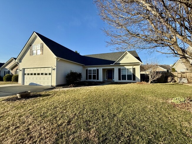 Photo - 254 Meadow Pathway Dr