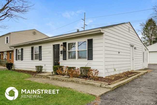 Photo - 2920 Gentry Ln