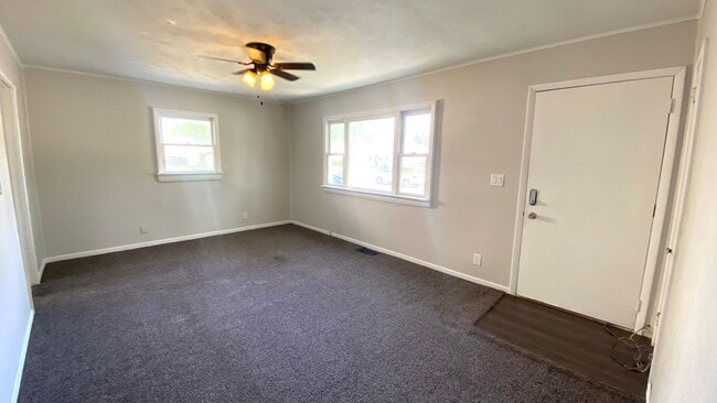 Photo - 903 W Purtscher Dr