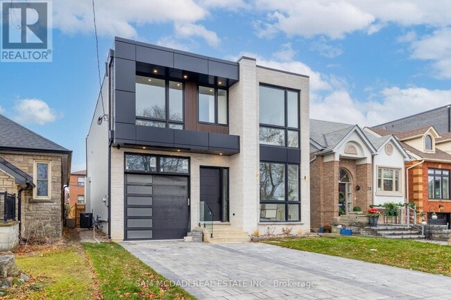 Photo - 24 Twenty First St