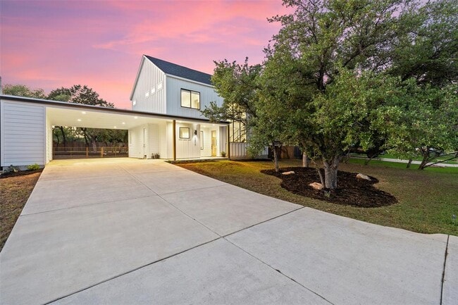 Building Photo - 22218 Briarcliff Dr