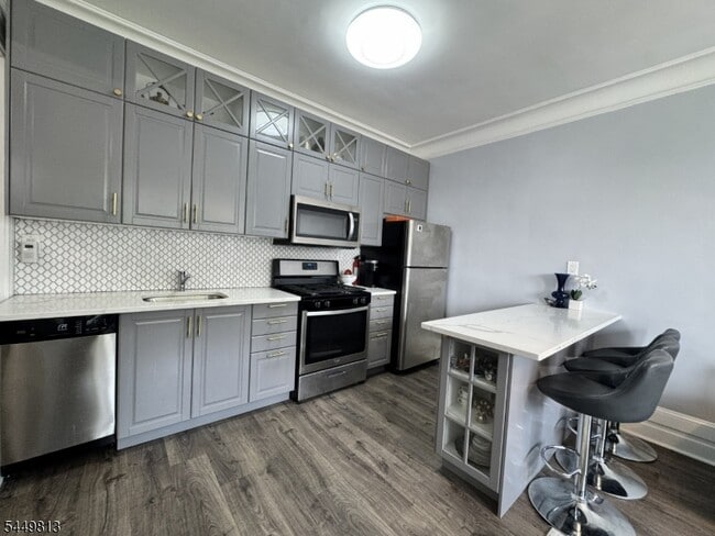 Photo - 16 Forest St Unidad 404