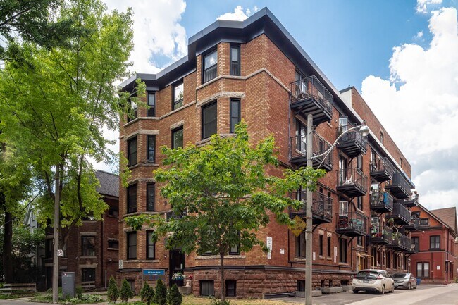 Photo - 160 Huron St Unit 210