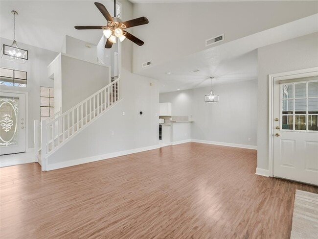 Photo - 8402 Cima Oak Ln