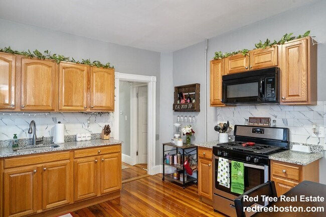 Photo - 12 Dalrymple St Unit 3