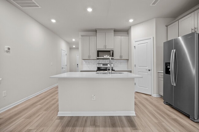 Photo - 929 Clearhaven Ln