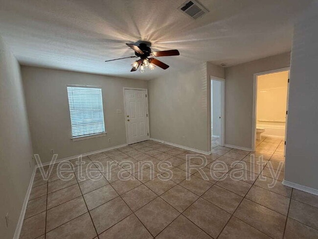 Photo - 11126 Gorenflo Rd