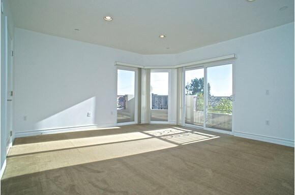 Photo - 1500 Purdue Ave Unidad 105