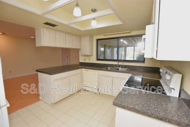 Photo - 1715 High Point Dr