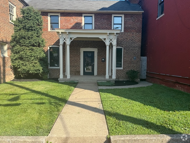 Building Photo - 263 N Limestone Rental