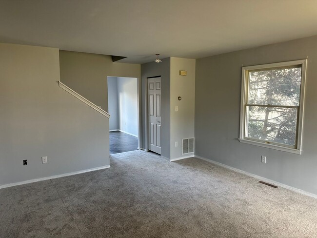 Photo - 3182-3184 Shellers Bend Unit 3182