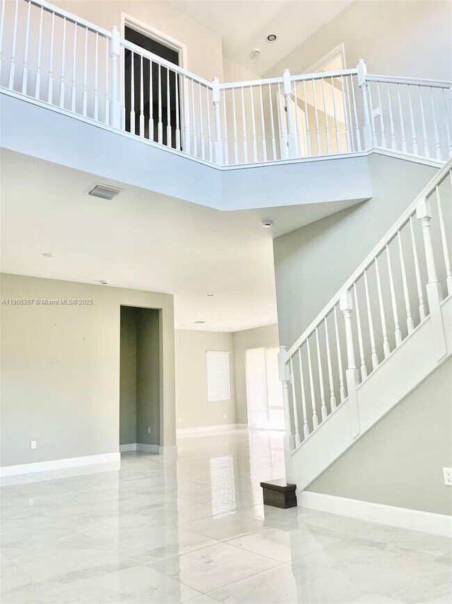 Photo - 14982 RedCove Pl