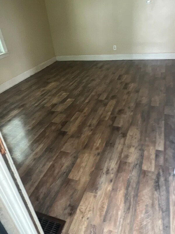 Photo - 383 S Main St Unidad 1