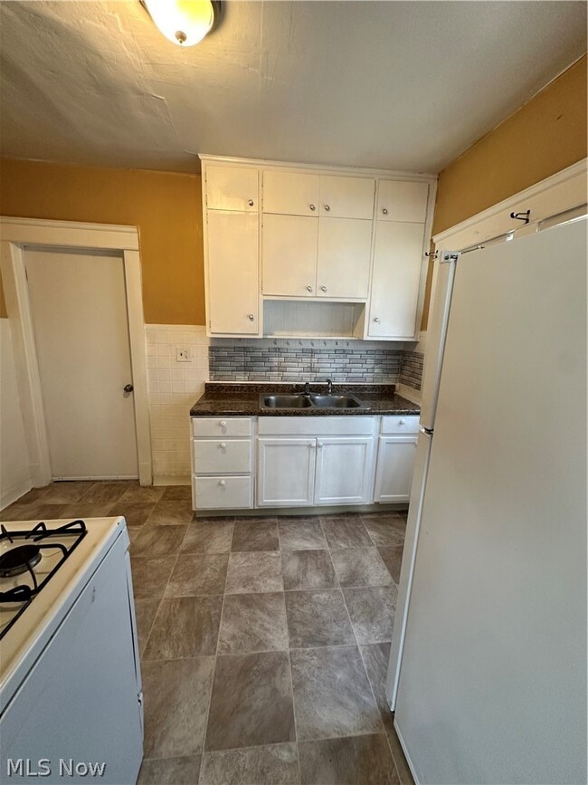 Photo - 816 London Rd Unit Down