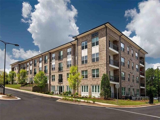 Photo - 1600 Ronald Reagan Blvd