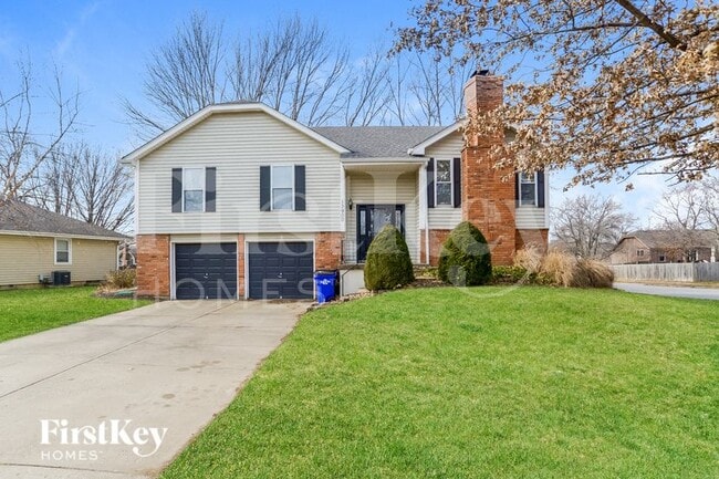 Building Photo - 13900 S Raintree Dr