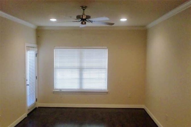 Living Room - Logan Ridge