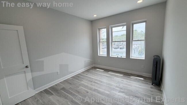 Photo - 74 Kirkland St Unidad #33