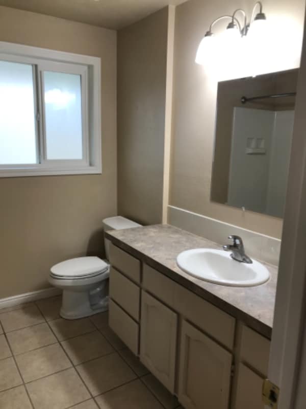 Photo - 3850 Hawthorne Rd