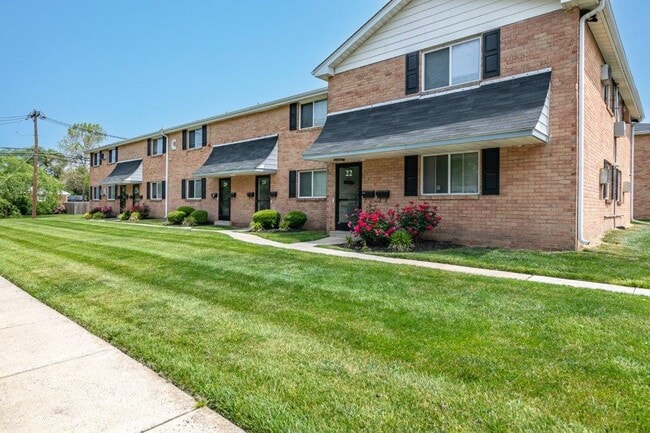 Warwick Terrace Apartment Homes