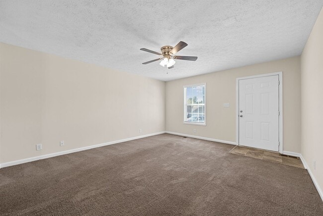 Photo - 105 Solid Rock Ct Unidad A