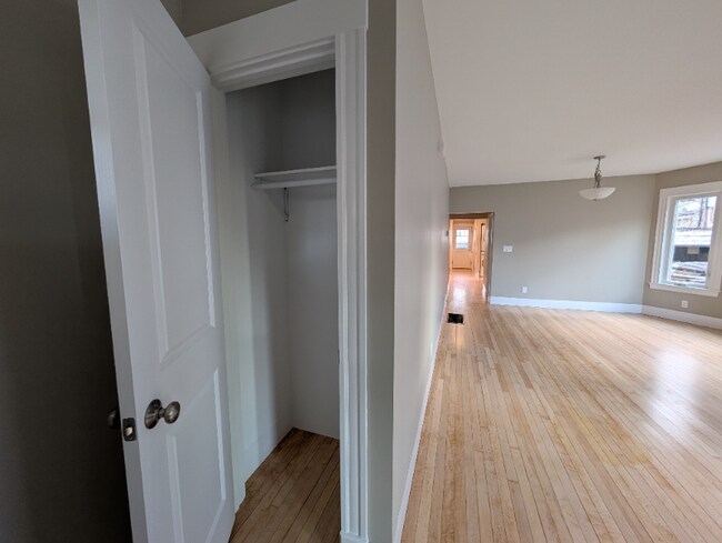 Photo - 19 Indiana Ave