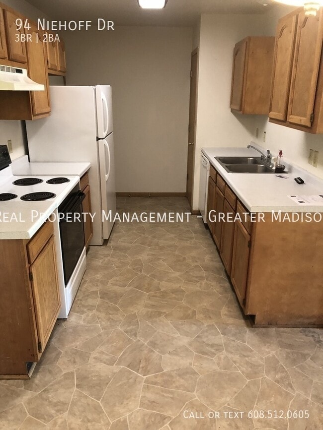 Photo - 94 Niehoff Dr