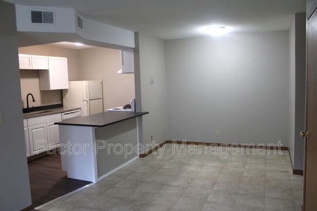 Photo - 1530 Warren St Unit 101