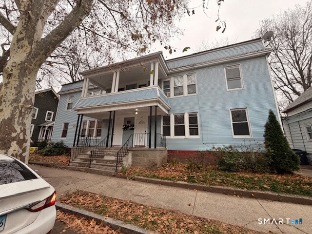 Building Photo - 310 W Division St Unit 1R