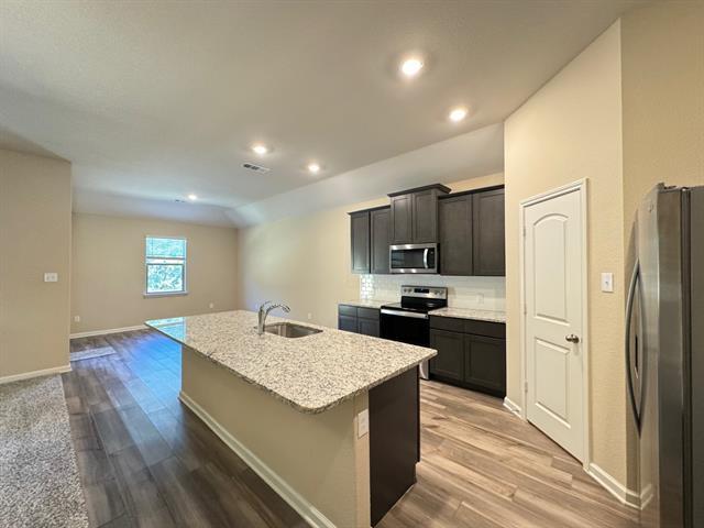 Photo - 2250 Cashmere Way