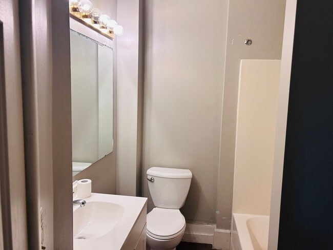 Photo - 1737 Madison St Unit 1737-2 Madison St