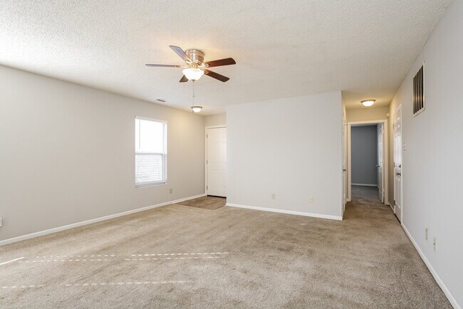 Photo - 10860 Wymm Ln
