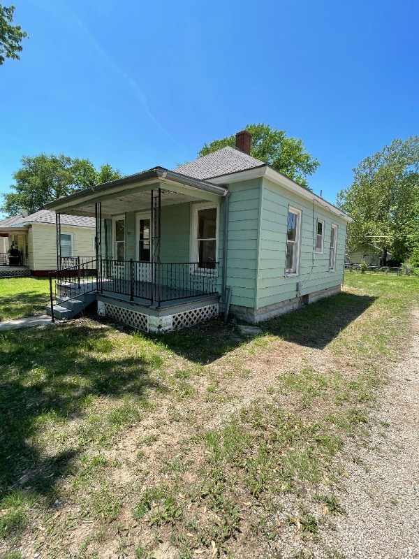 Photo - 856 Custer St