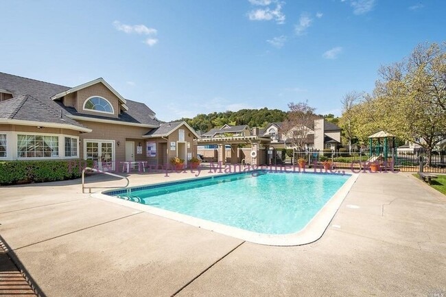 Photo - 134 Ignacio Valley Cir