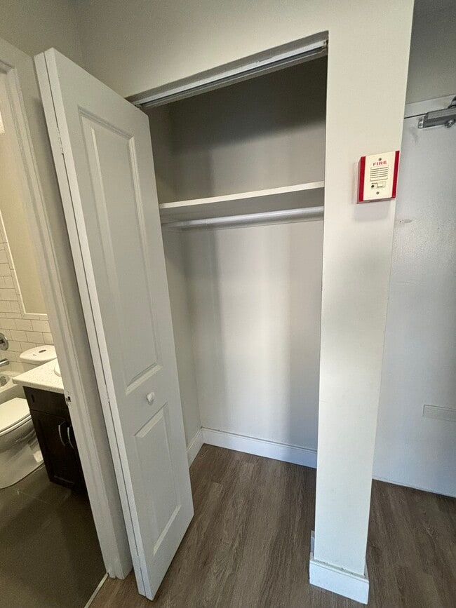 Photo - 93 Westwood Dr Unit 203