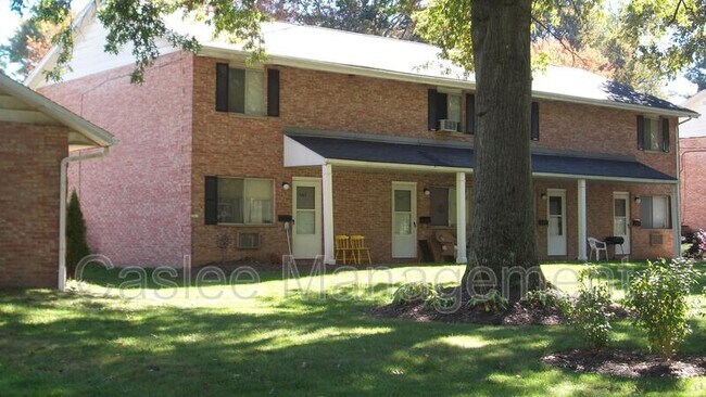 470 Brentwood Dr
