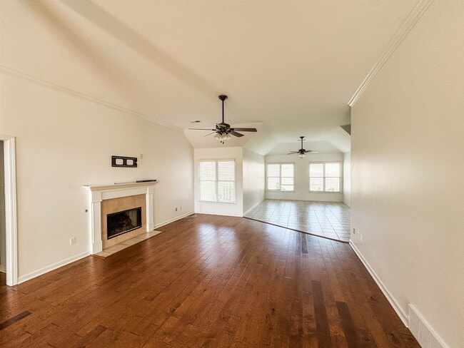 Photo - 284 Holly Cove