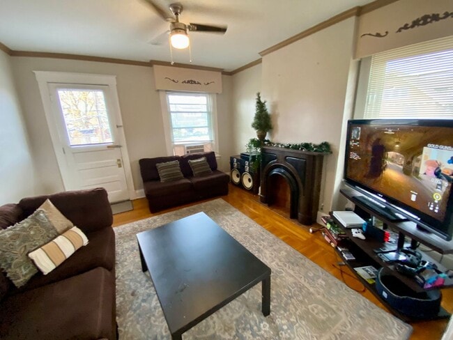 Photo - 2430 Fairview Ave Unit 2