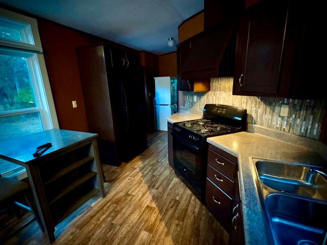 Photo - 3499 Fearless Treadway