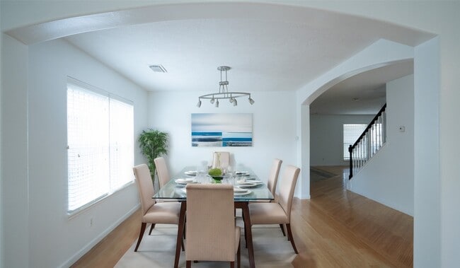 Photo - 7110 Favian Ct