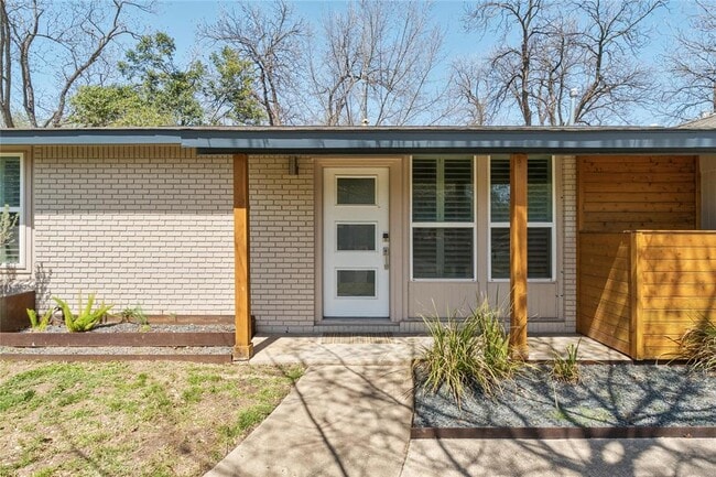 Building Photo - 6414 Kenilworth Dr
