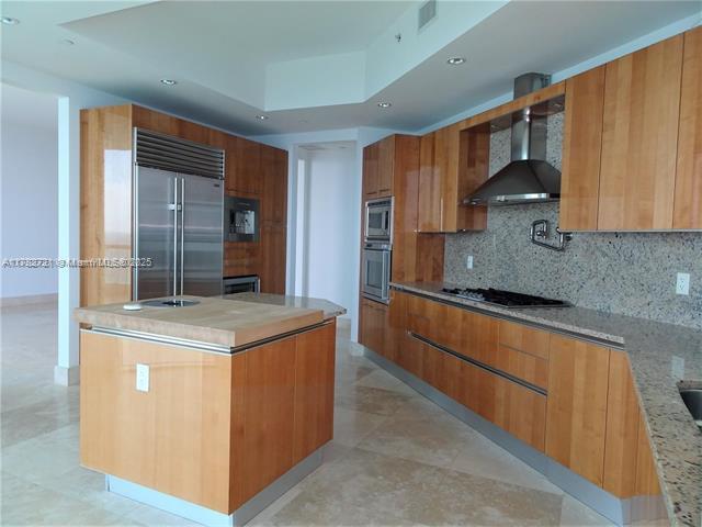 Photo - 16047 Collins Ave