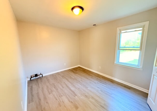 Photo - 23816 Kathleen Ave