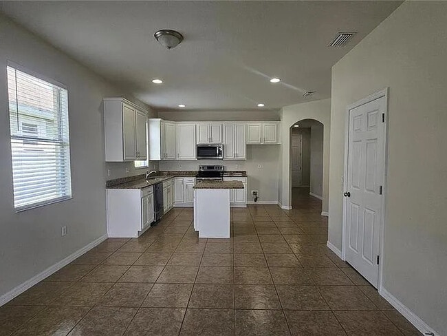 Photo - 2528 Ladoga Dr