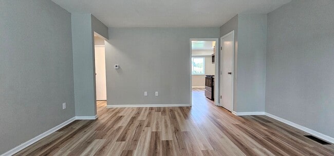 Photo - 3030-3032 Creekview Circle Unit 3032