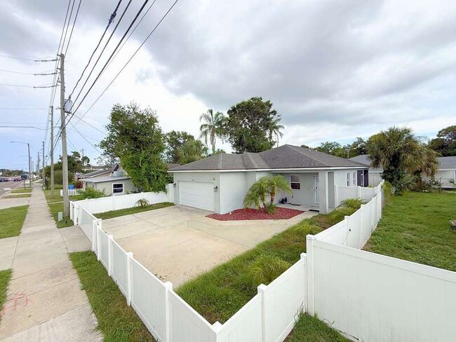 Photo - 6690 54th Ave N