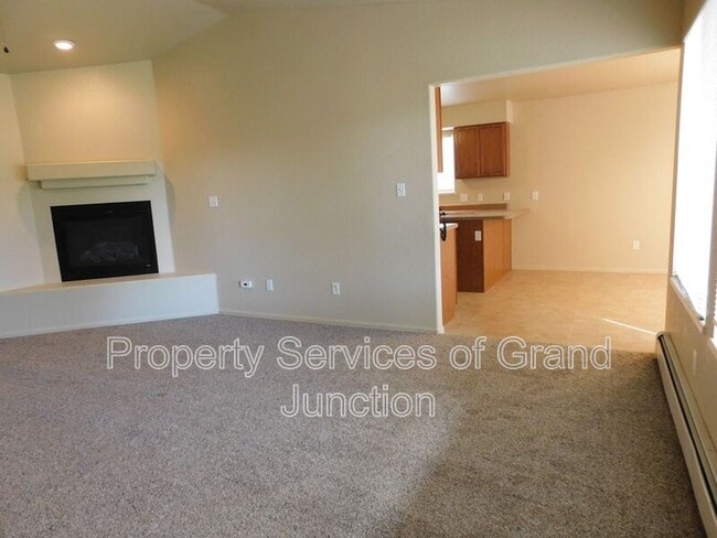 Photo - 428 Jornada St